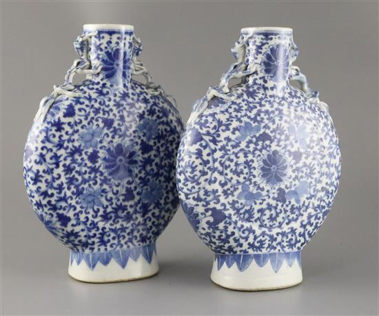A pair of Chinese blue and white moonflasks, 19th century, H. 25.3cm